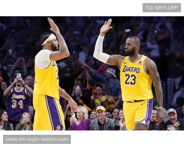 湖人队迎来关键胜利，士气振奋，湖人队v