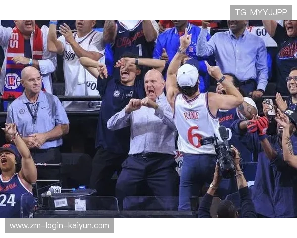 管理层震荡:快船董事会罕见召开紧急会 管理层震荡:快船董事会罕见召开紧急会